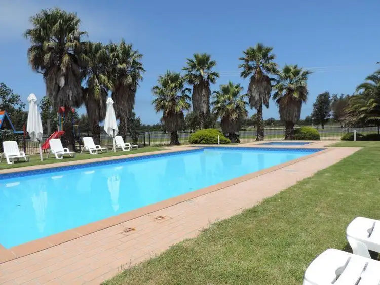 Second view of Homely unit listing, 6 & 7/687 Esplanade, Lakes Entrance VIC 3909