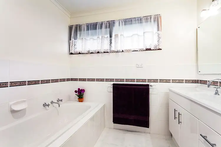 Sixth view of Homely house listing, 7 Ruskin Court, Eltham VIC 3095