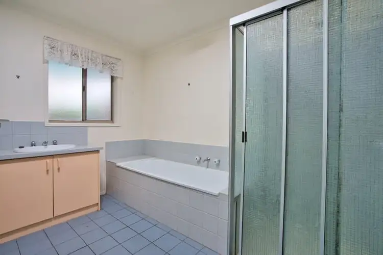 Seventh view of Homely unit listing, 2/2 Langham Road, Wendouree VIC 3355