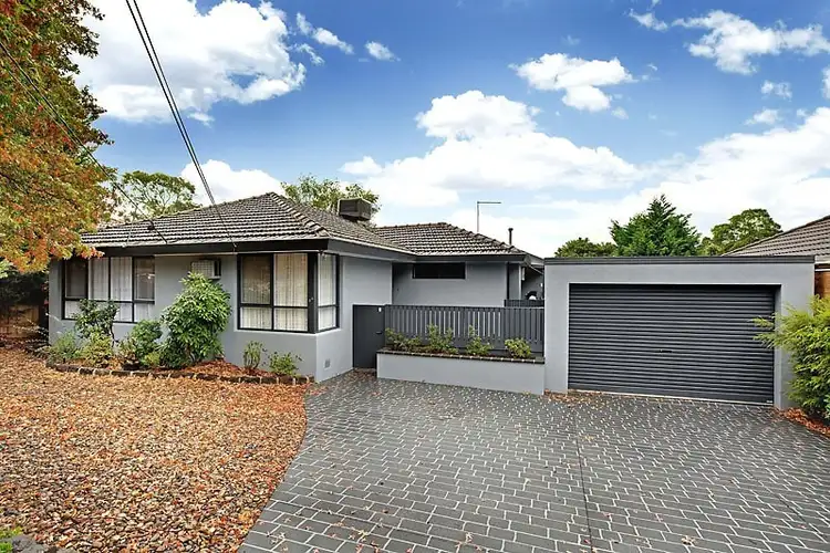 38 Lockhart Road, Ringwood North VIC 3134
