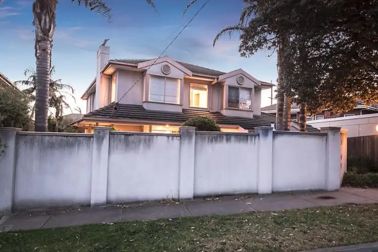 11 Milan Street, Mentone VIC 3194