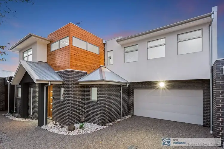 2/59 Grieve Parade, Altona VIC 3018