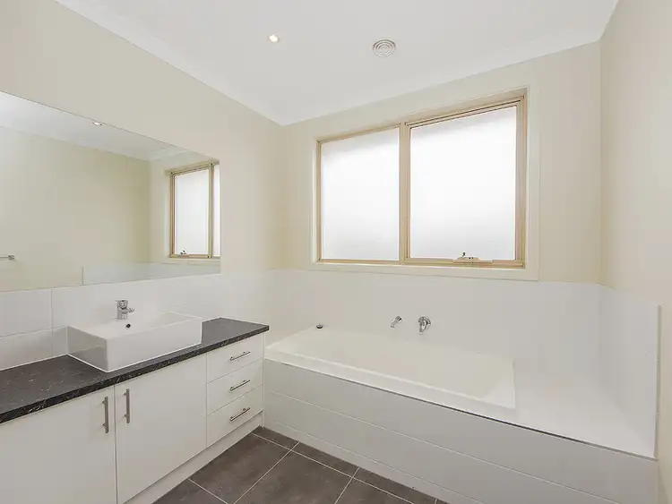 Seventh view of Homely townhouse listing, 4/12 Henry Street, St Albans VIC 3021