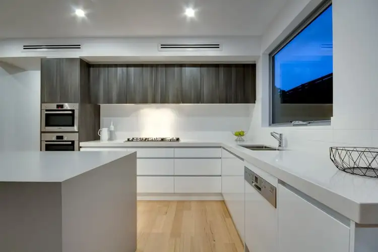 Sixth view of Homely townhouse listing, 9a Crown Road, Bonbeach VIC 3196