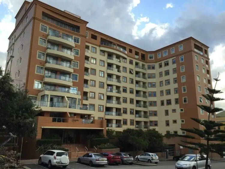 207/26 Pacific Street, Newcastle NSW 2300