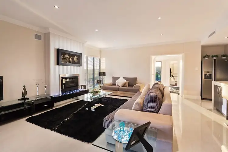 Sixth view of Homely house listing, 2 Santos Vista, Iluka WA 6028