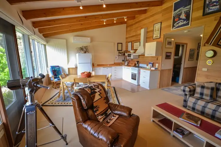 Sixth view of Homely house listing, 1 Telemark Court, Merrijig VIC 3723