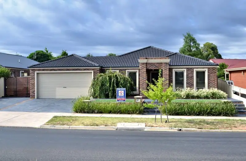 Main view of Homely house listing, 24 Cambridge Drive, Mansfield VIC 3722