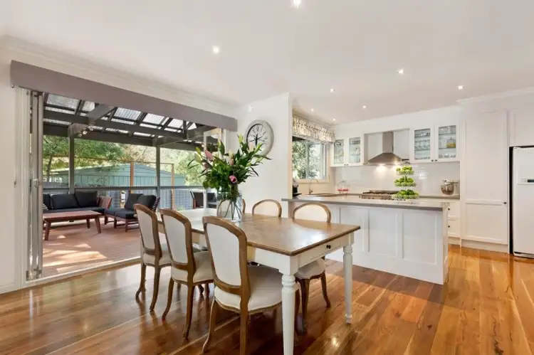 Fifth view of Homely house listing, 2/16 Raglan Road, Eltham VIC 3095