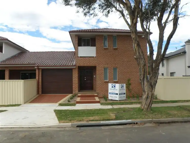 21a Paul Street, Picnic Point NSW 2213