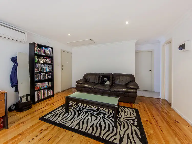 8/82 Fox Street, St Albans VIC 3021