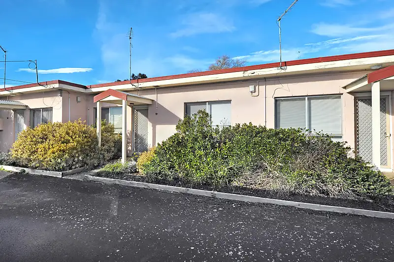 Main view of Homely house listing, 2/914 Geelong Road, Canadian VIC 3350