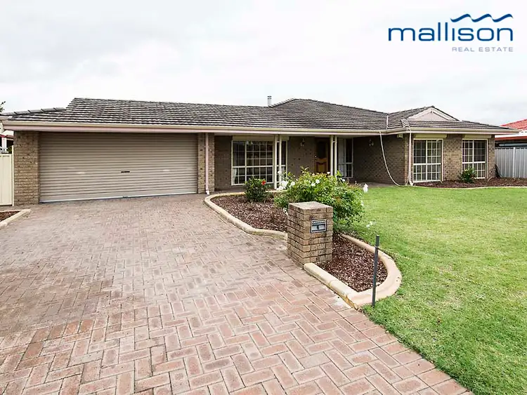 Second view of Homely house listing, 6 Geographe Way, Thornlie WA 6108