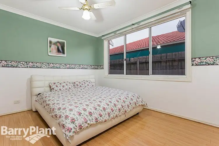 Seventh view of Homely house listing, 2 Walters Court, Altona Meadows VIC 3028