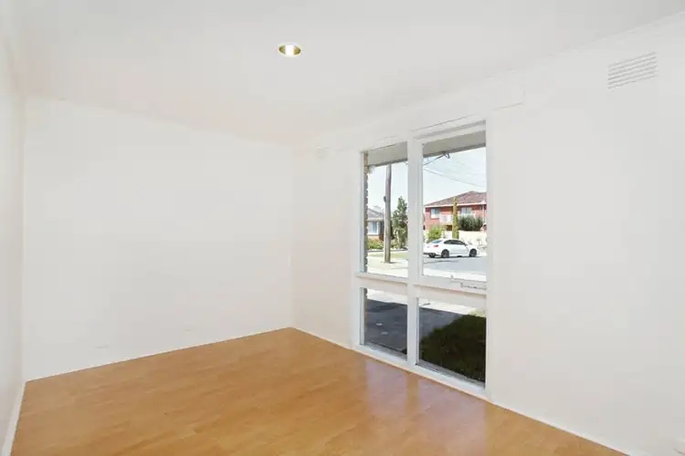 Seventh view of Homely house listing, 3 Heaton Close, Sunshine West VIC 3020