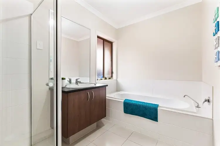 Fifth view of Homely house listing, 34 Borrack Crescent, Mernda VIC 3754