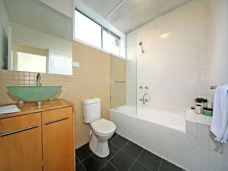 Fifth view of Homely apartment listing, 1/26 Gladstone Avenue, Armadale VIC 3143
