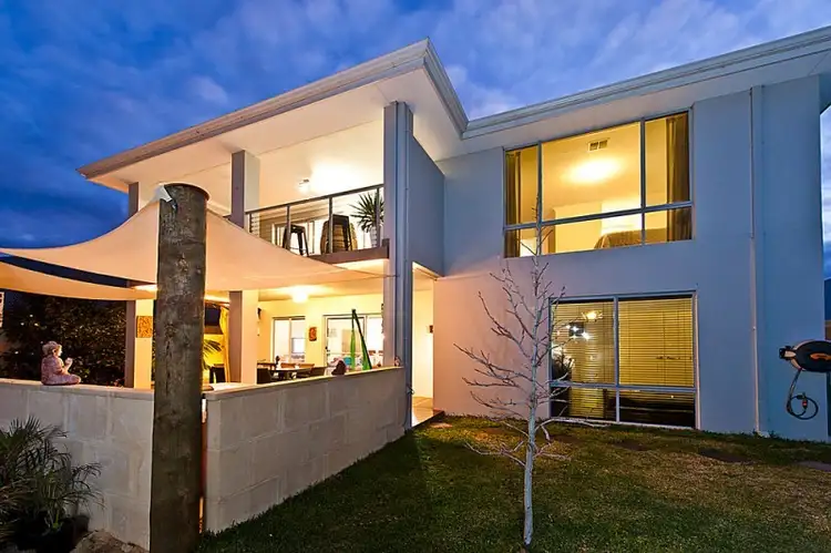 27 Paperbark Way, Wannanup WA 6210