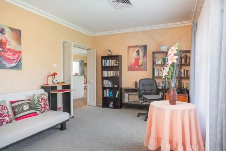 Sixth view of Homely house listing, 3 Baslar Court, Kangaroo Flat VIC 3555