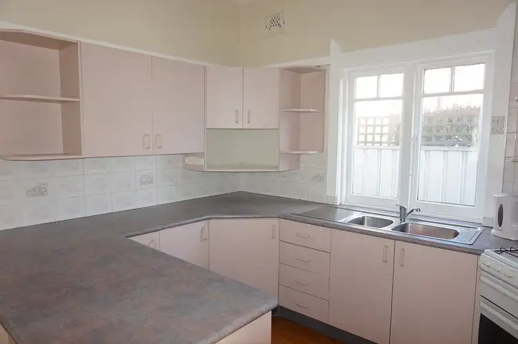 Fourth view of Homely house listing, 32 Park Street, Goulburn NSW 2580