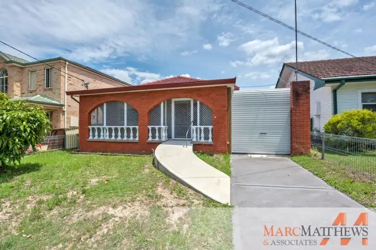 3 Melbourne Ave, Umina Beach NSW 2257