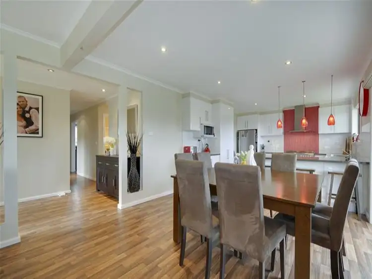 Sixth view of Homely house listing, 7 Wood Court, Traralgon VIC 3844