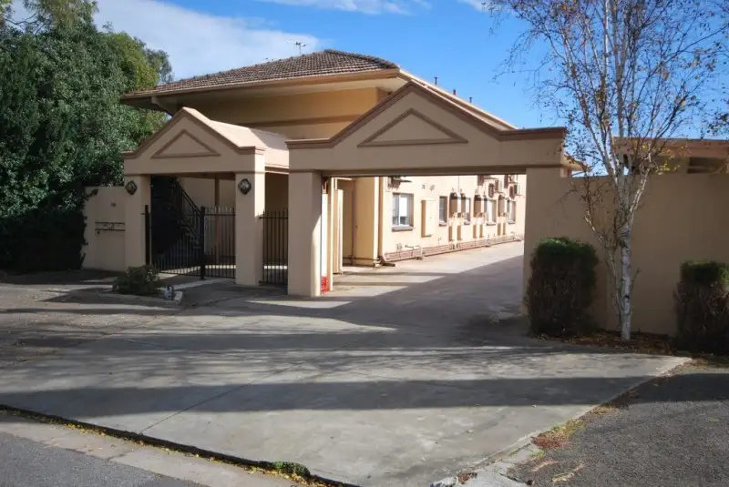 Main view of Homely unit listing, 10/106 Sixth Avenue, Joslin SA 5070