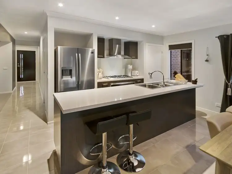Second view of Homely house listing, 14 Metcalfe Street, Eynesbury VIC 3338