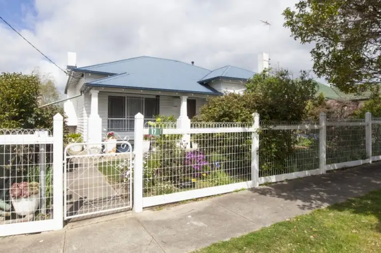 17 Jenkin Street, Ararat VIC 3377