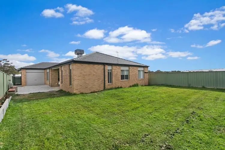 Seventh view of Homely house listing, 3 CABERNET DRIVE, Maiden Gully VIC 3551