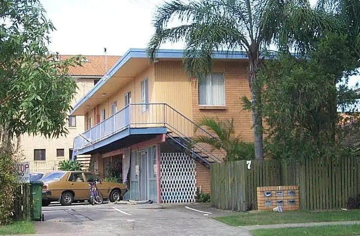 @/7 Surf Parade, Broadbeach QLD 4218