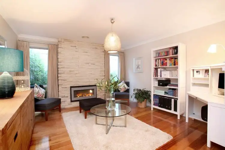 Fifth view of Homely house listing, 8 Collyer Court, Attwood VIC 3049