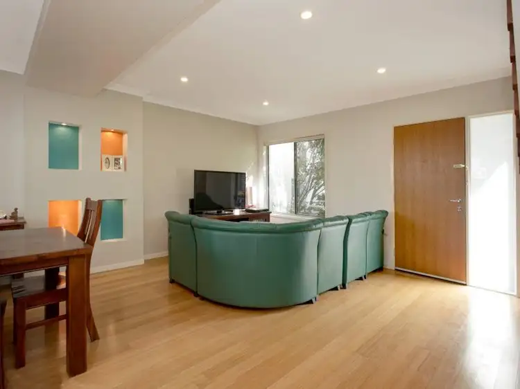 Fourth view of Homely townhouse listing, 9/35 Richmond Road, Morningside QLD 4170