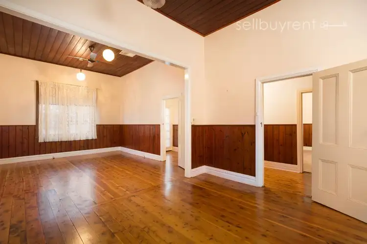 Fifth view of Homely house listing, 4 ATHOL STREET, Wodonga VIC 3690