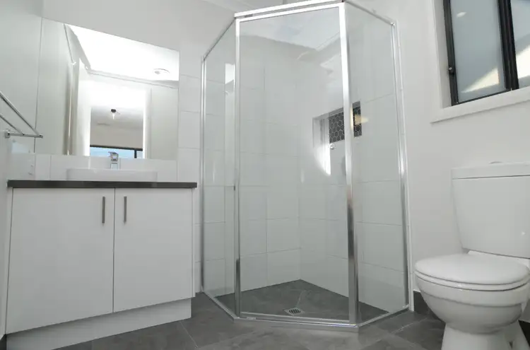 Fourth view of Homely house listing, 39 Pennsylvania Drive, Wangaratta VIC 3677