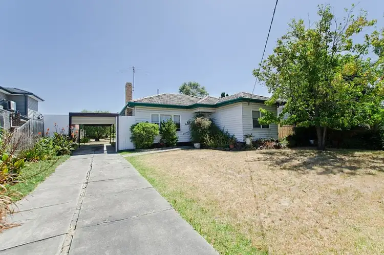 107 West Street, Hadfield VIC 3046