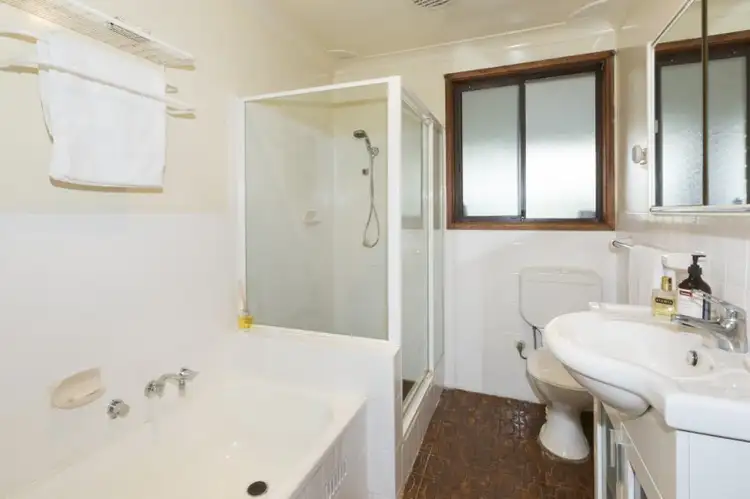 Sixth view of Homely house listing, 8 Dungara Place, Winmalee NSW 2777