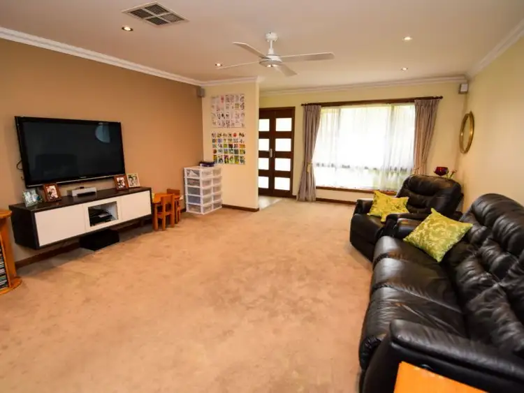 Second view of Homely house listing, 10 Scott Street, Wangaratta VIC 3677