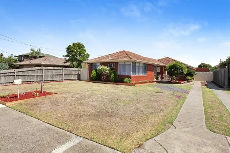 Second view of Homely house listing, 7 Aylesbury Crescent, Gladstone Park VIC 3043