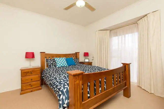 Sixth view of Homely house listing, 4 Taylor Drive, Mildura VIC 3500