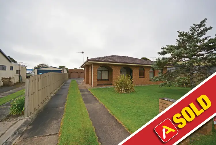 16 Flinders Street, Portland VIC 3305