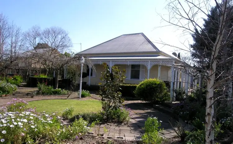 29 Dawson Street, Stratford VIC 3862