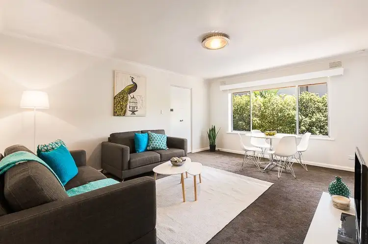 Main view of Homely apartment listing, 4/6 Linton Street, Ivanhoe VIC 3079
