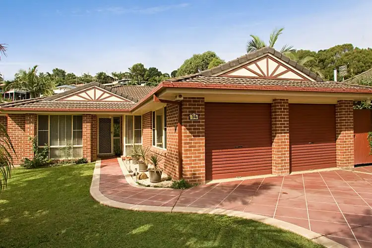 54 Kildare Drive, Banora Point NSW 2486