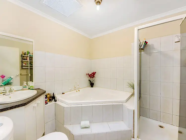 Sixth view of Homely unit listing, 2/106 Conrad Street, St Albans VIC 3021