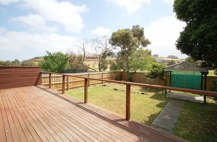 63 Valley Crescent, Glenroy VIC 3046