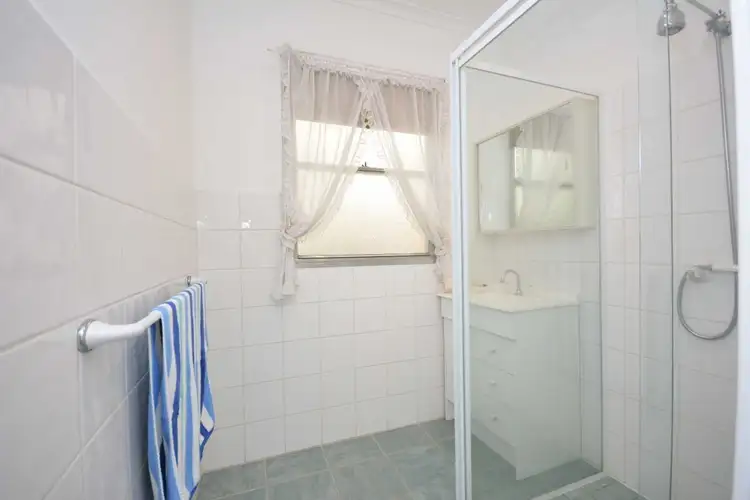 Sixth view of Homely house listing, 8 Apollo Crescent, Dallas VIC 3047