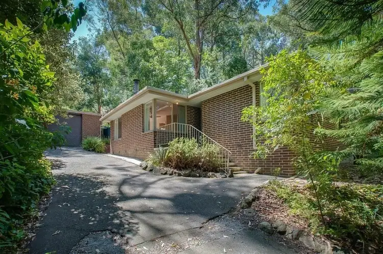 5 Wilga Avenue, Selby VIC 3159