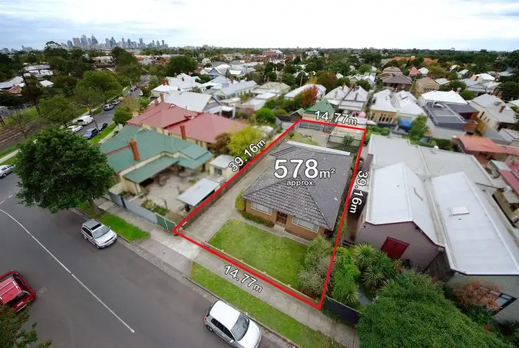 8 Yeomans Street, Northcote VIC 3070