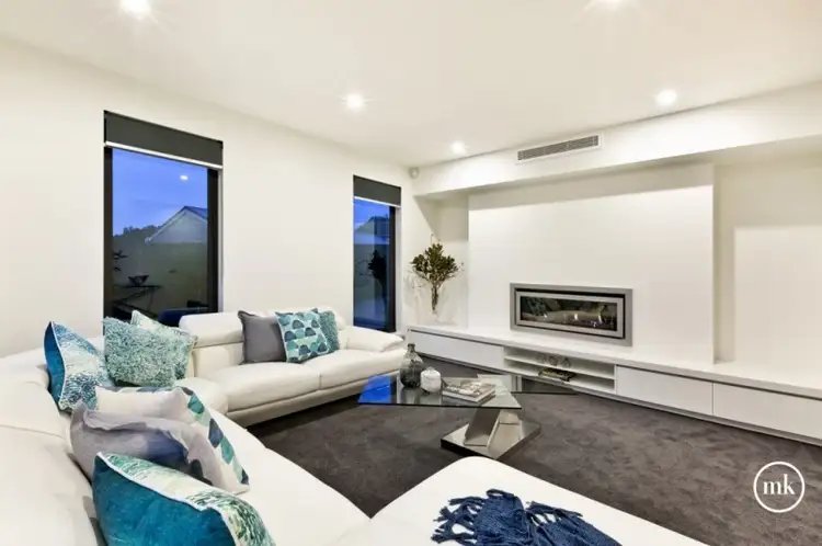 Second view of Homely house listing, 20 Leane Drive, Eltham VIC 3095